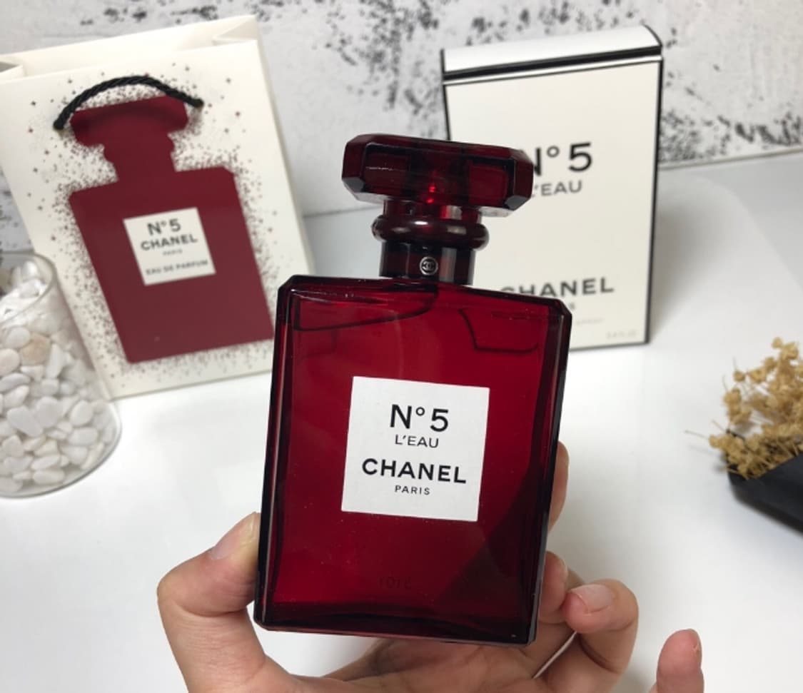 샤넬 넘버 5 레드 오 드 뚜왈렛 리미티드 에디션 100ml 무료배송 상품이미지1