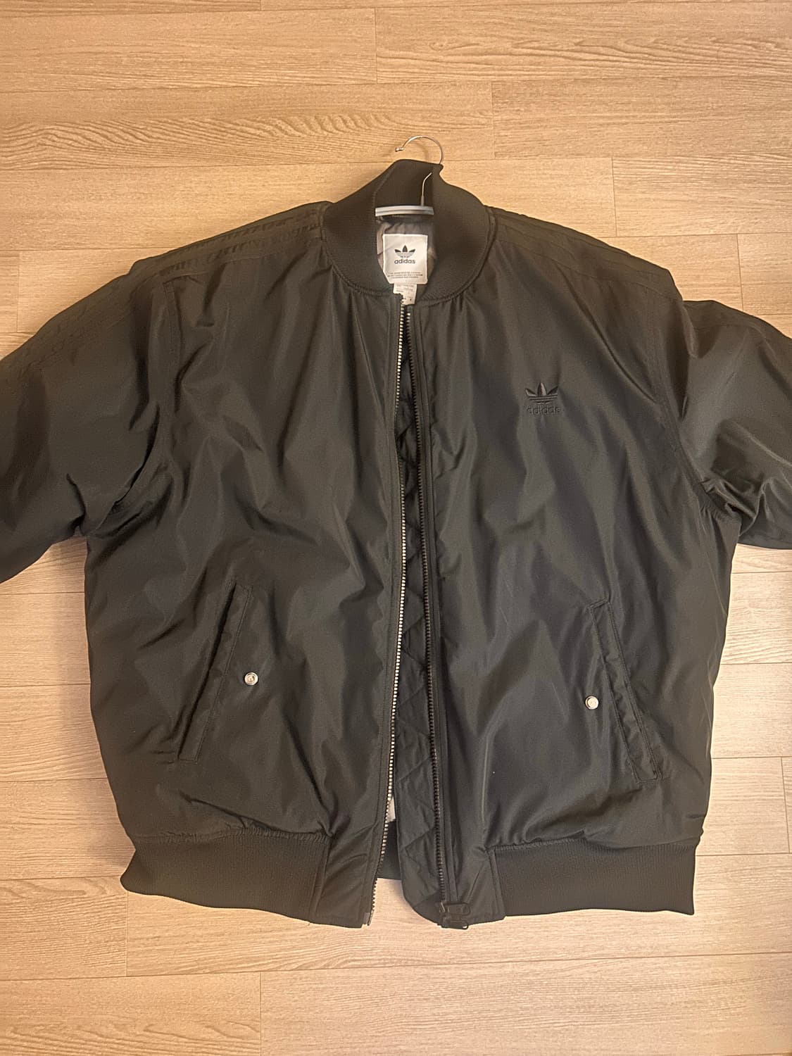 아디다스 봄버자켓 판매합니다 상품이미지1
