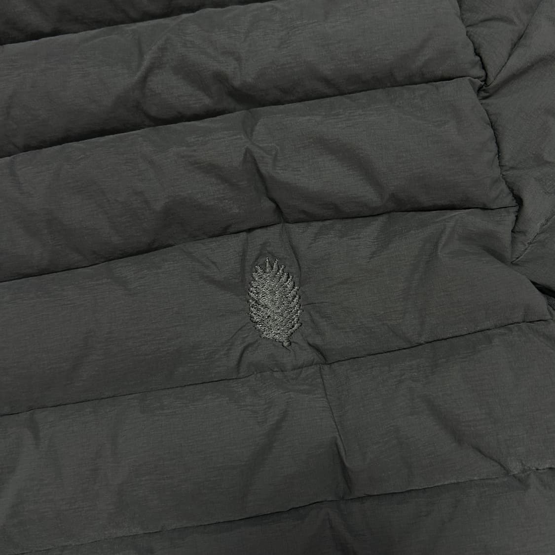 스톤아일랜드 20FW 룸우븐 후드 경량패딩(L) 상품이미지6