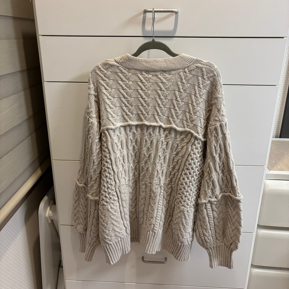 PAGEBOY 오버핏 꽈배기 포근 짜임 면 가디건 상품이미지4