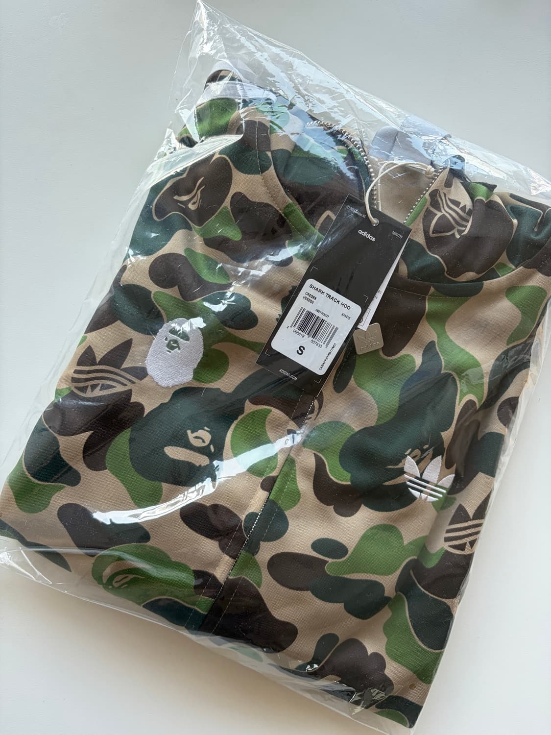 [s] 26ss 베이프 아디다스 샤크 후드집업 카모 새상품 급처해용❤️ 상품이미지1