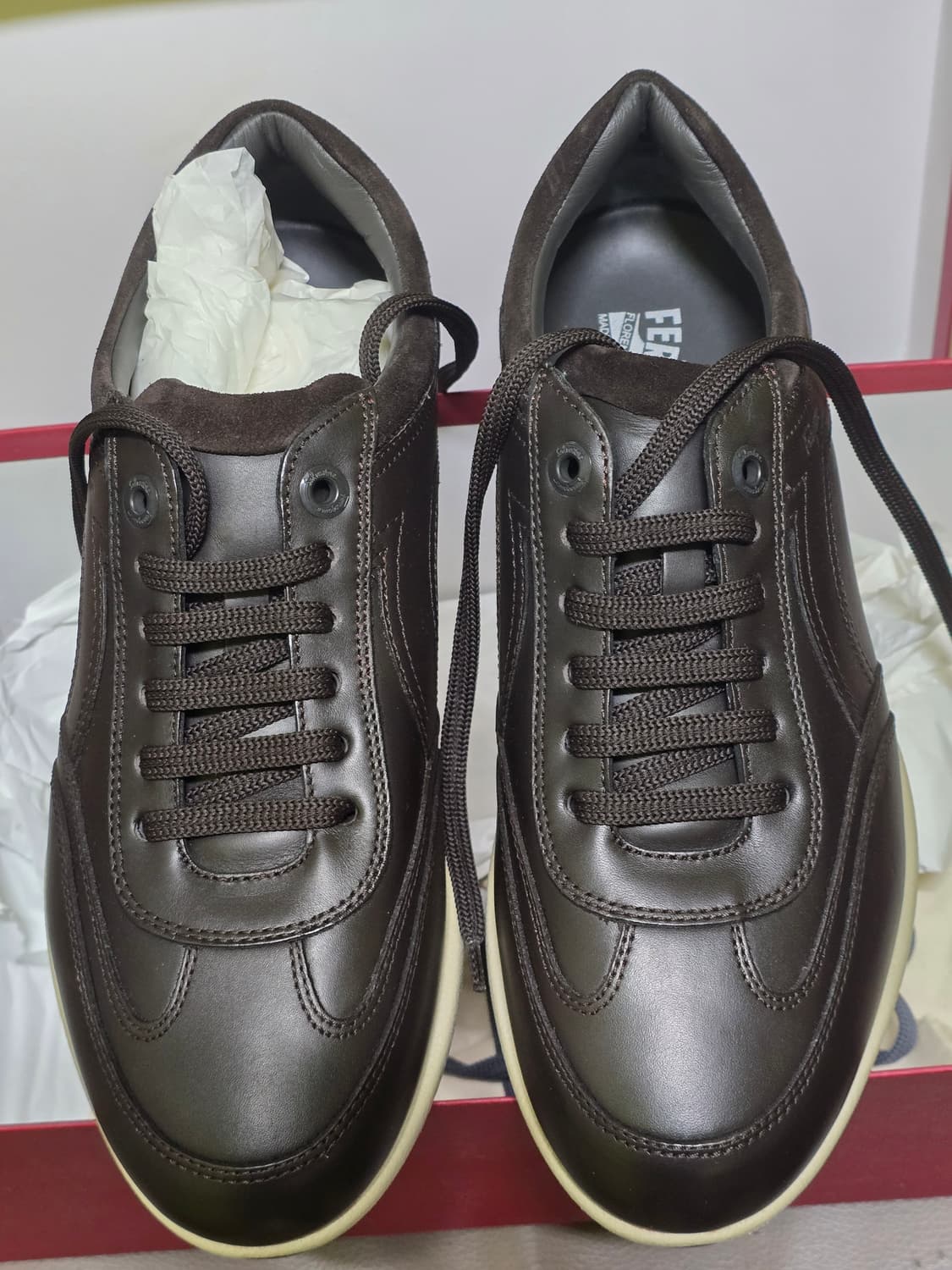 페라가모 스니커즈 새항품 상품이미지2