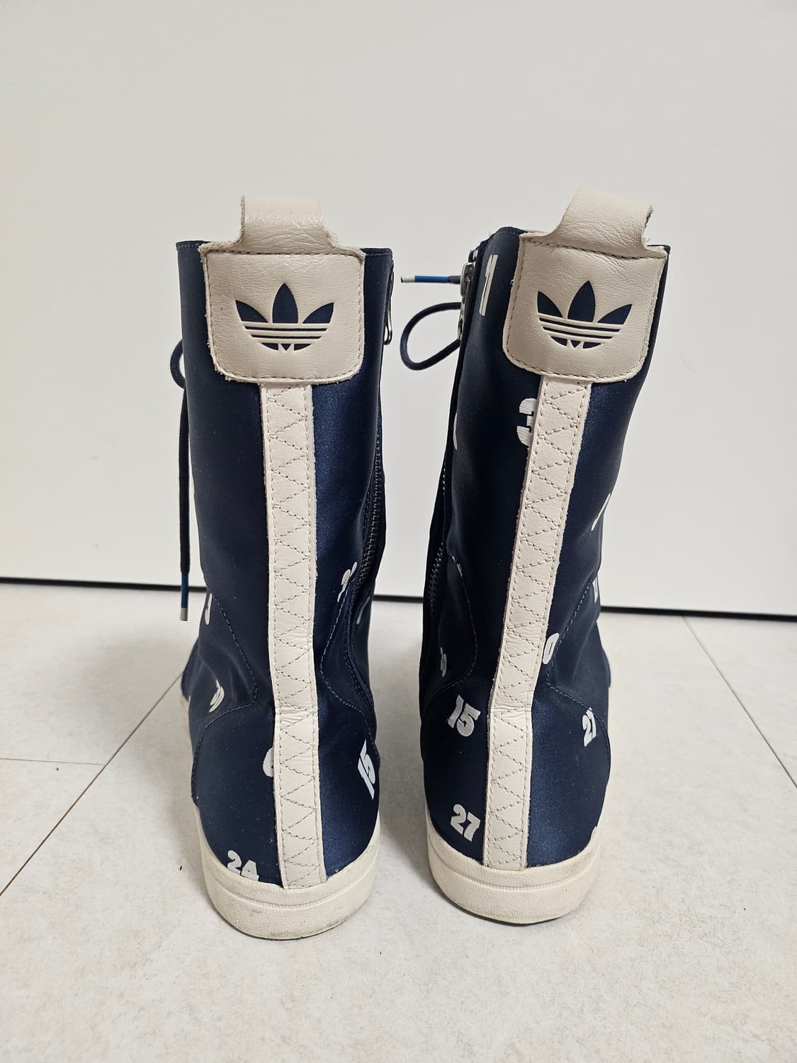 아디다스 Adidas 하이 부츠
 상품이미지5