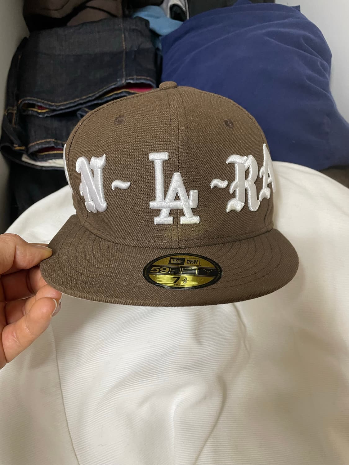 뉴에라 x 본앤레이즈드 콜라보 브라운컬러 볼캡 상품이미지1