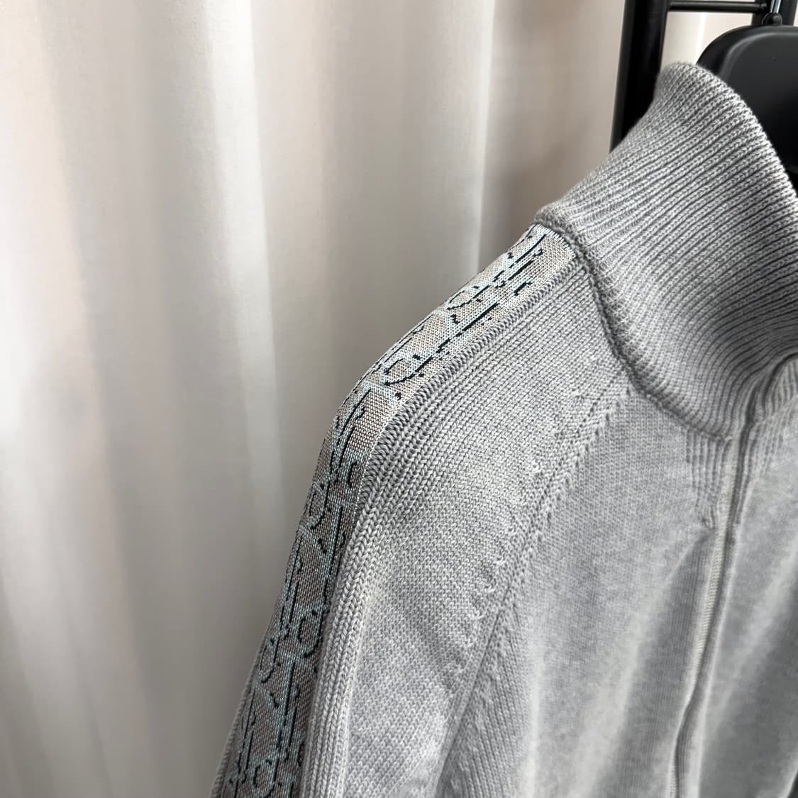 [S] 디올 인서트 사이드라인 집업 그레이 상품이미지4