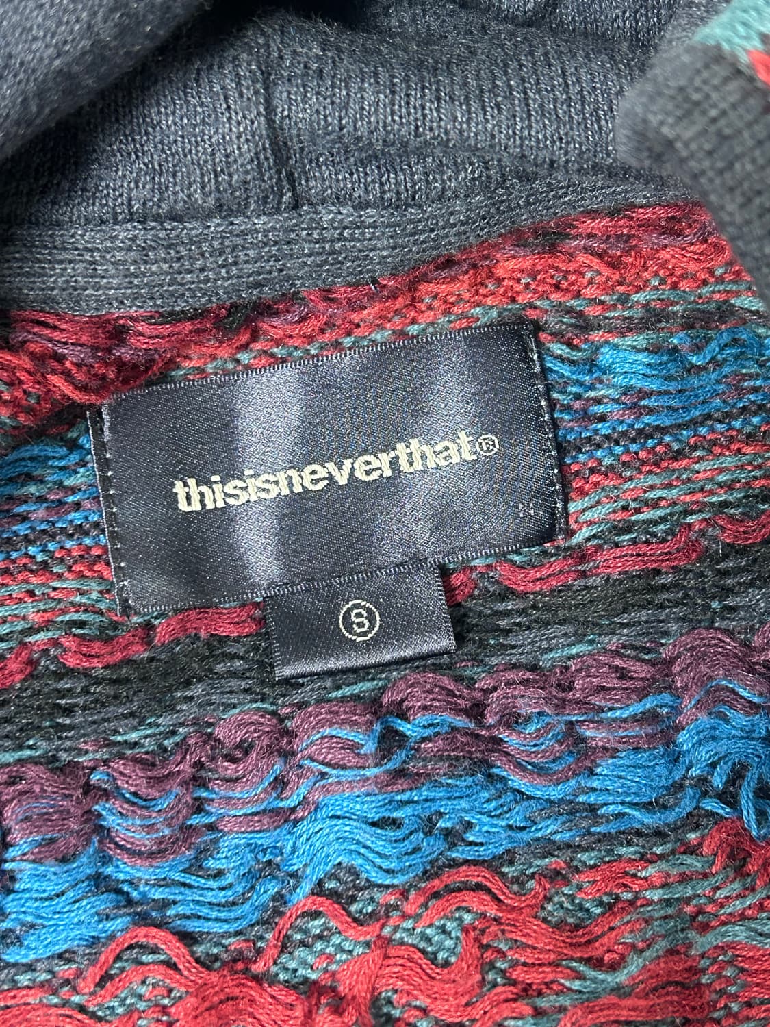 디스이즈네버댓 니트집업 24fw (s) 상품이미지3