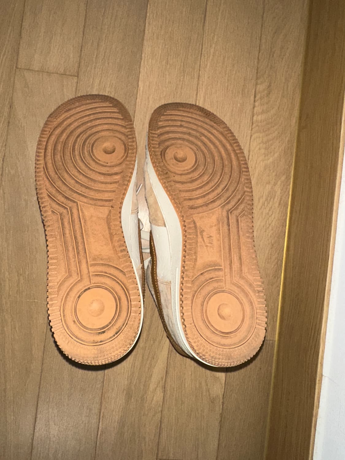 나이키 에어포스 1 LXX 플랙스 w270 상품이미지3