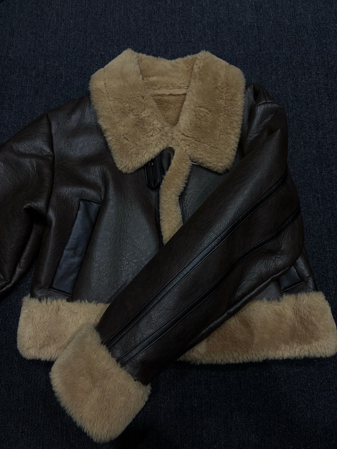 보헤미안서울 하이넥 레더 무스탕 상품이미지2