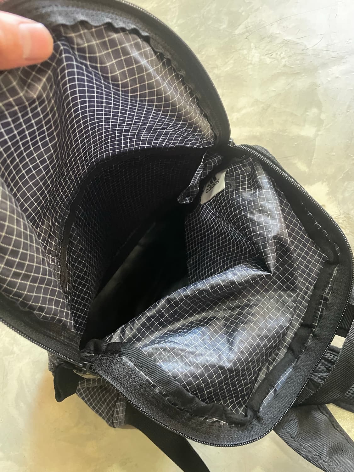 아디다스 체크 나일론 백팩 상품이미지6