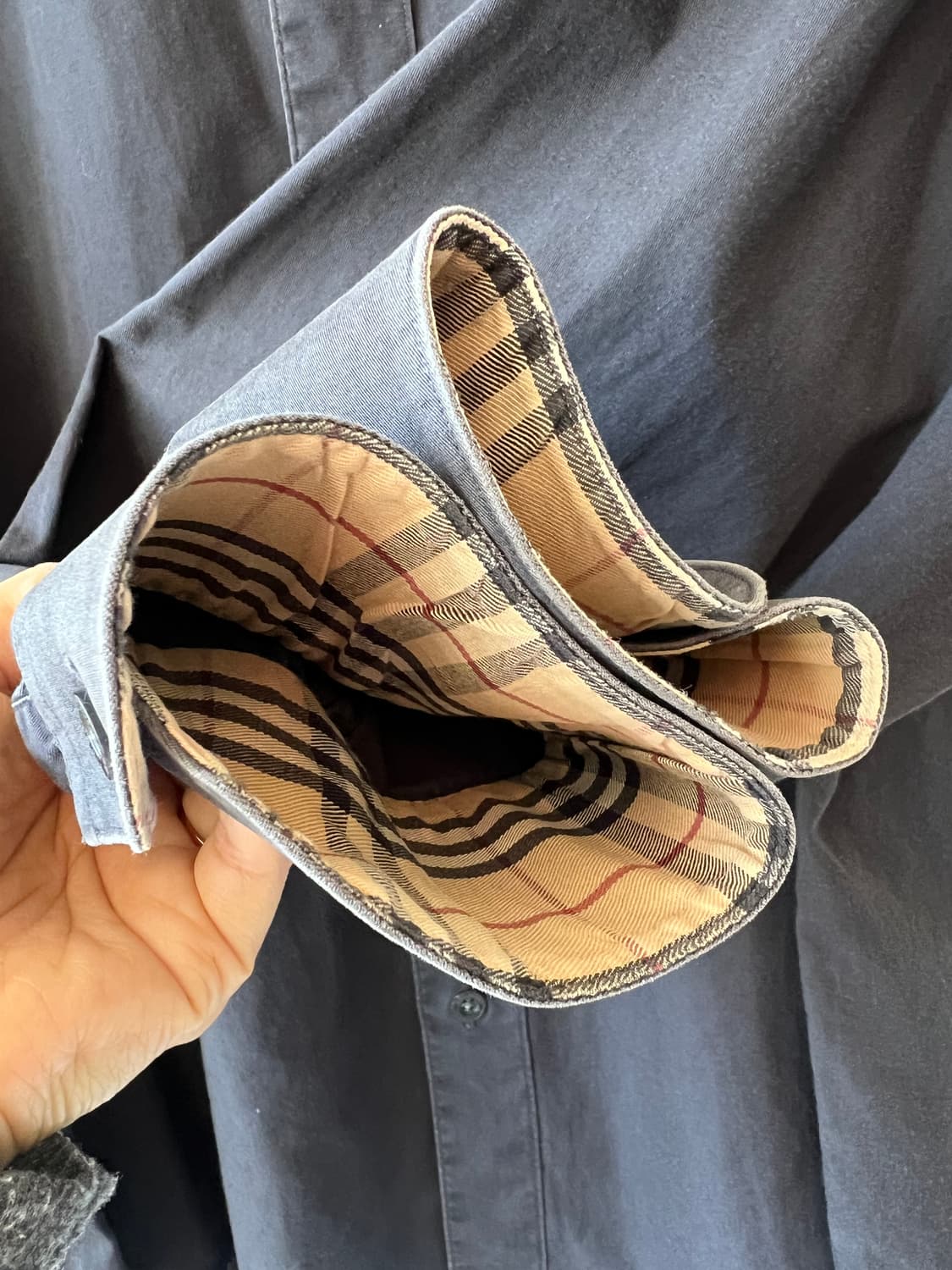 버버리 남성 블랙 긴팔셔츠 코튼셔츠 상품이미지4