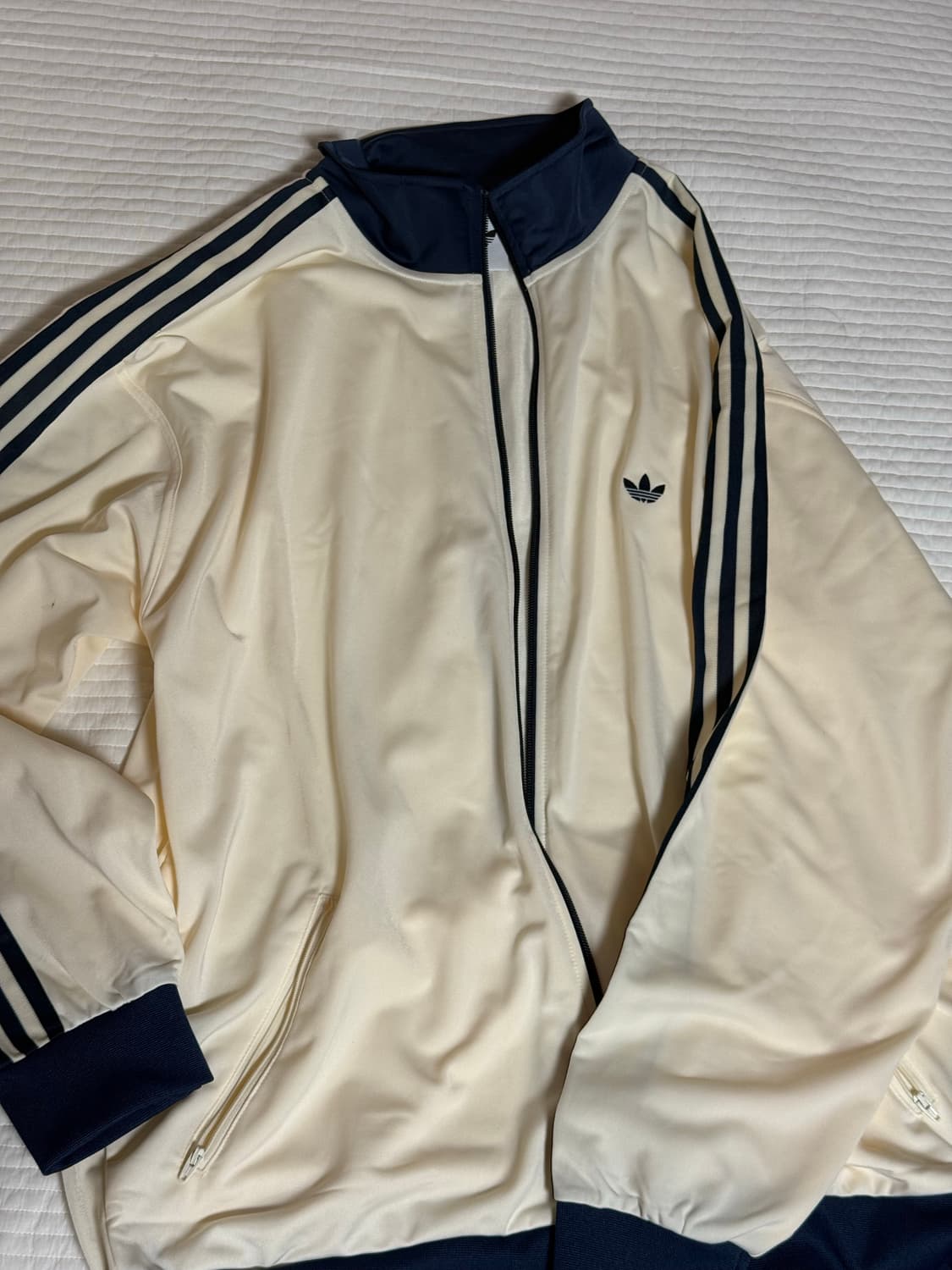 아디다스 바켄바우어 BB 트랙탑 XL 크림 네이비 상품이미지2