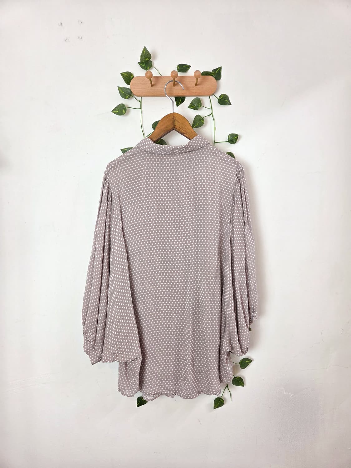 뮤트 핑크 도트 블라우스 상품이미지5