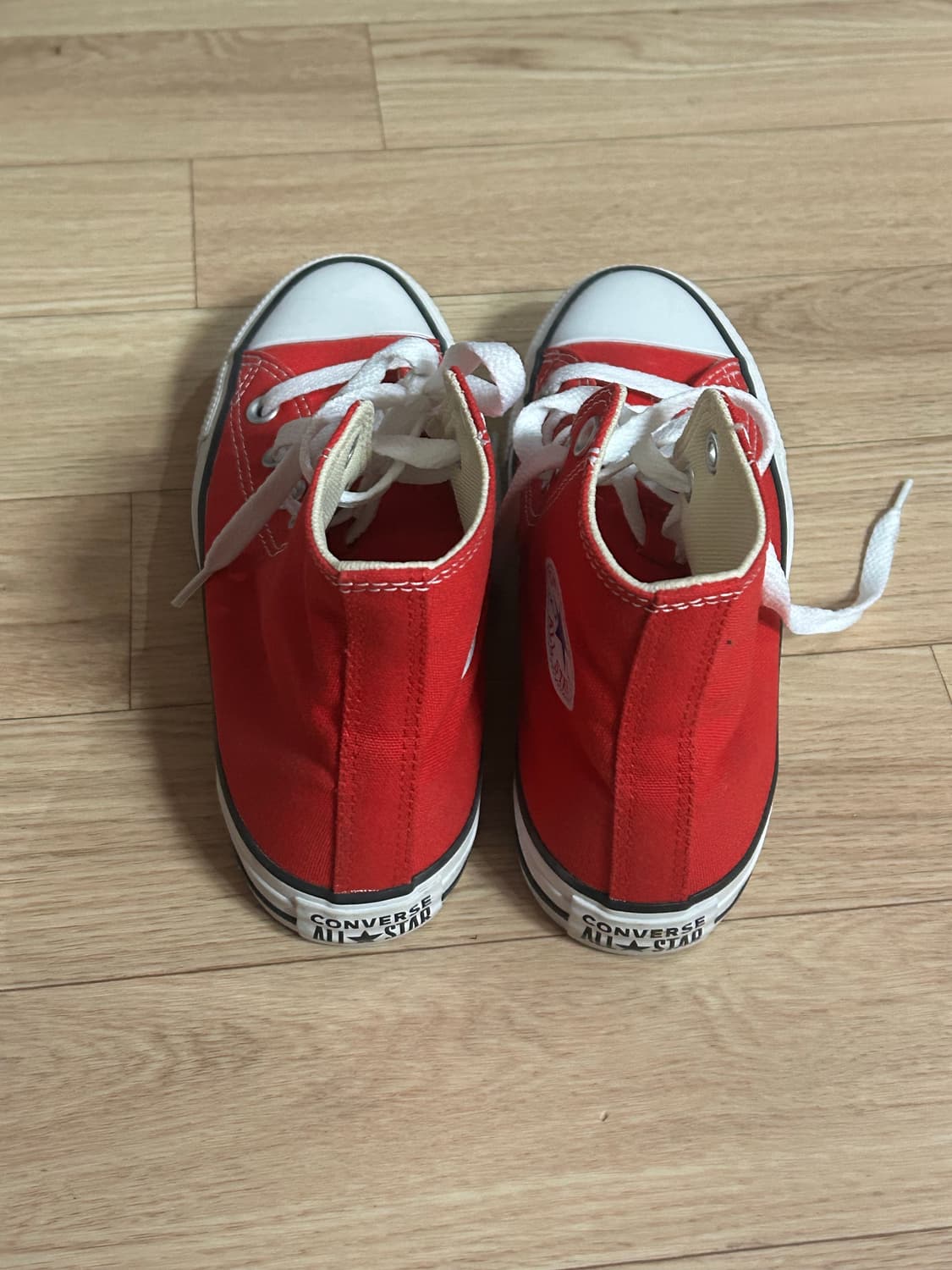 컨버스 빨간색 크림가6만원 상품이미지1