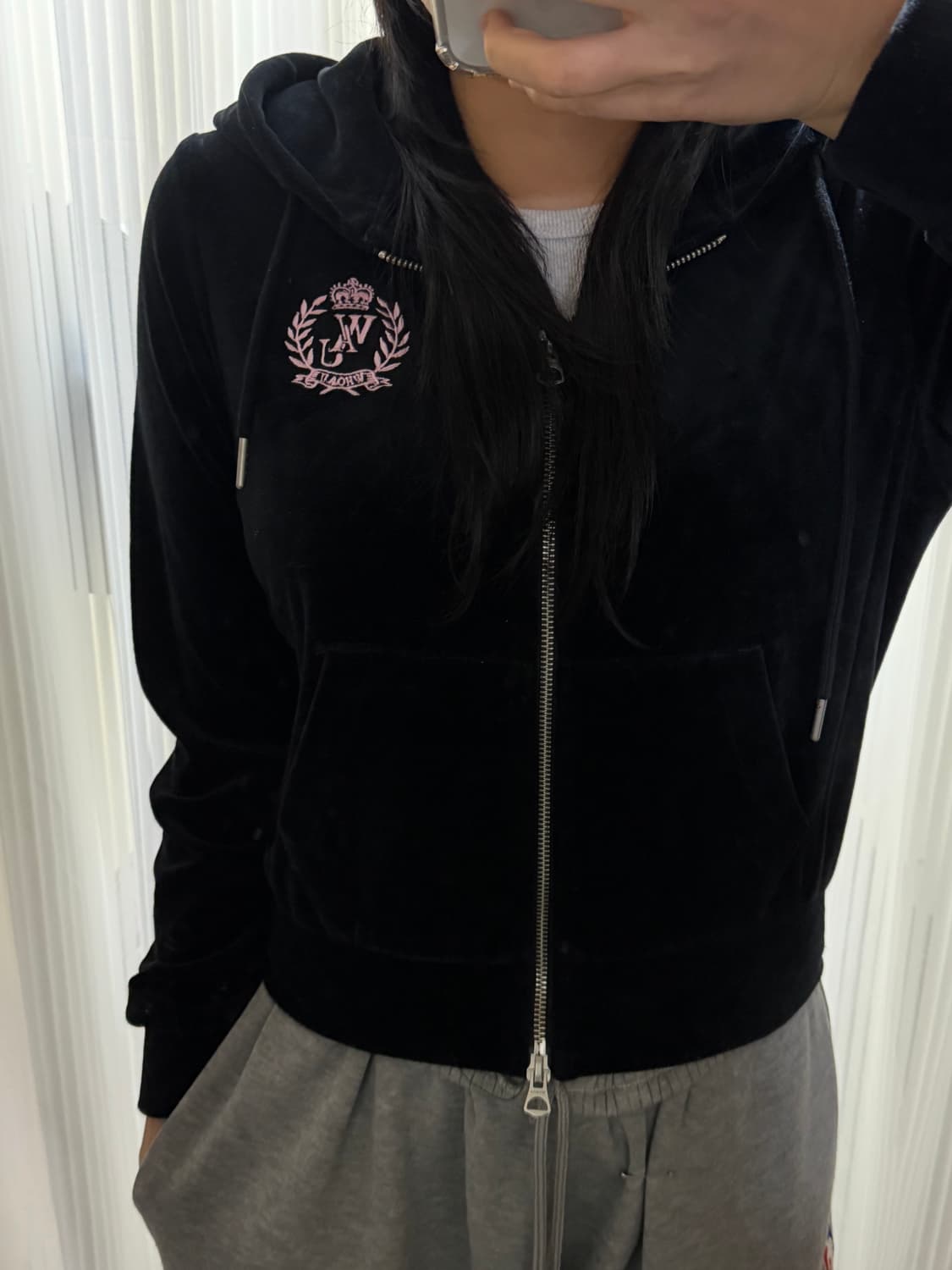후아유 블랙 벨벳 후드집업 s 상품이미지1
