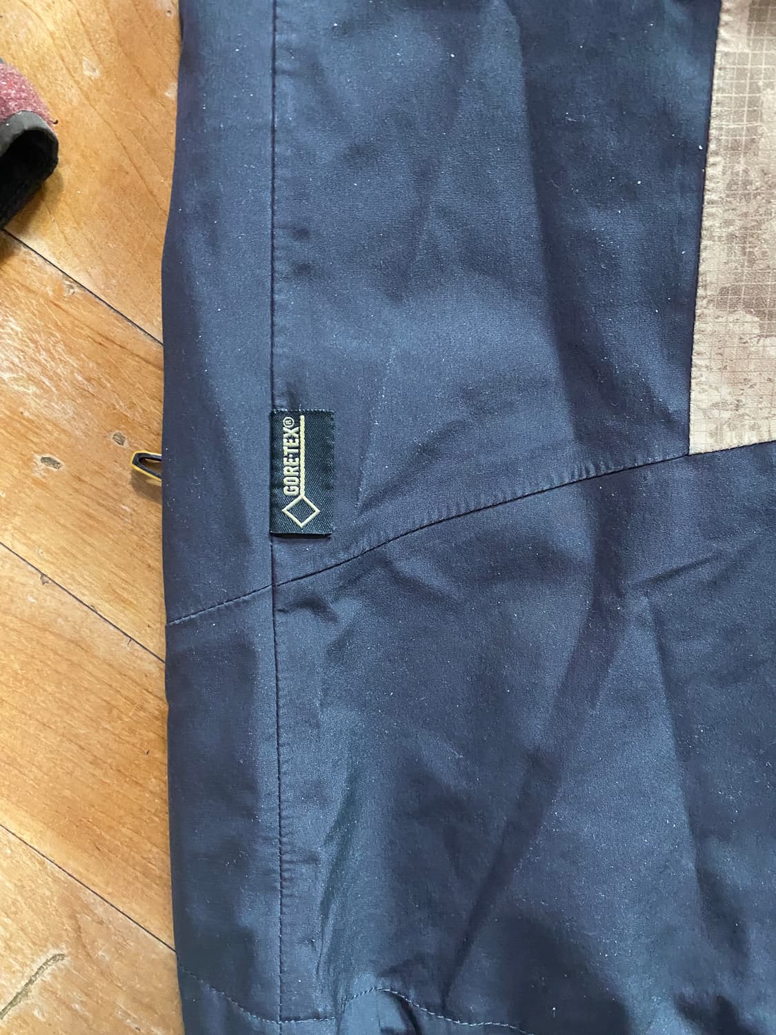 밀레 남성 고어텍스 바람막이 100 상품이미지9