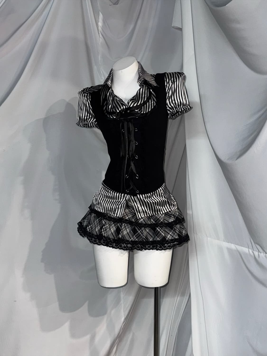 무채색 미와코깔 체크 레이스 스트라이프 프릴 코디세트  상품이미지5