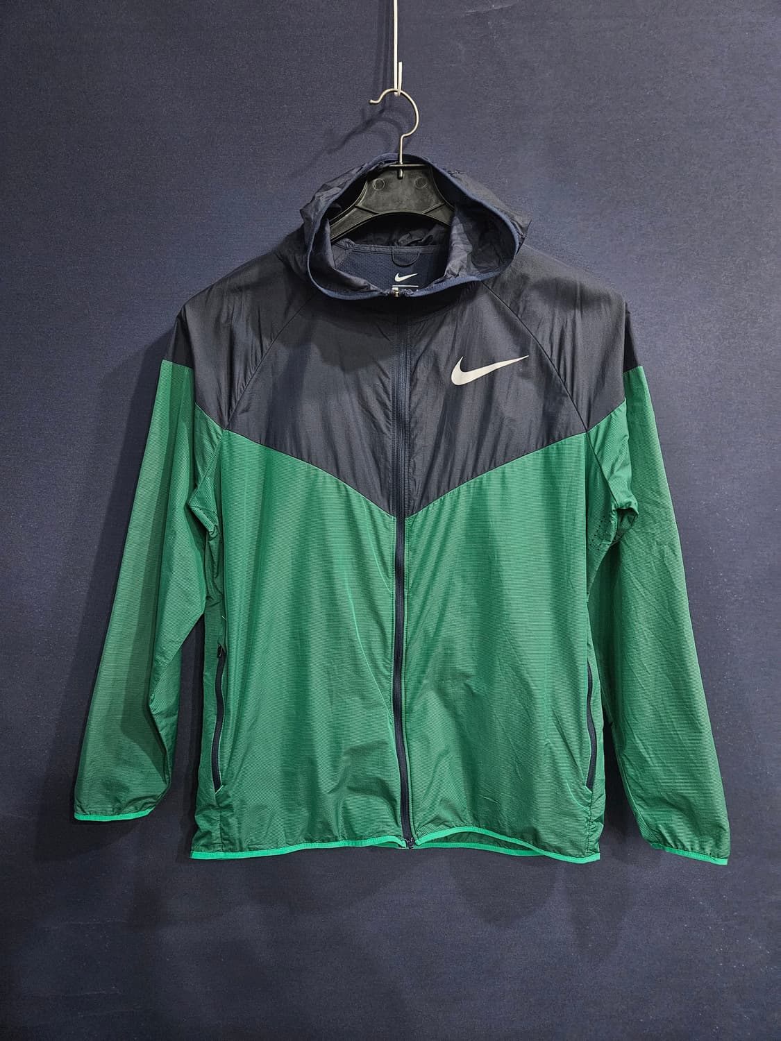 나이키 투톤 남성 100 바람막이 후드집업  상품이미지1