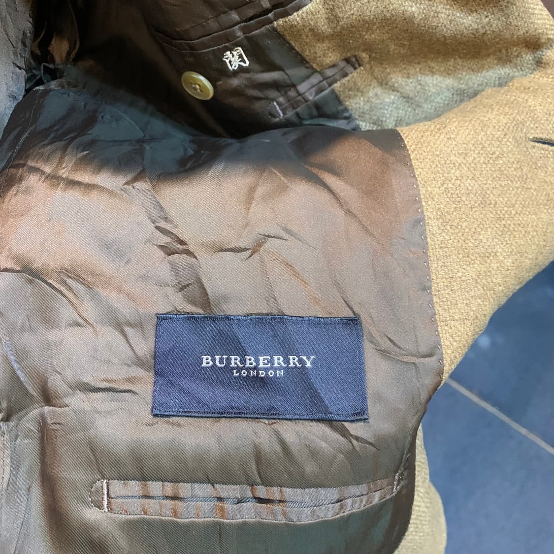 버버리 자켓 상품이미지3