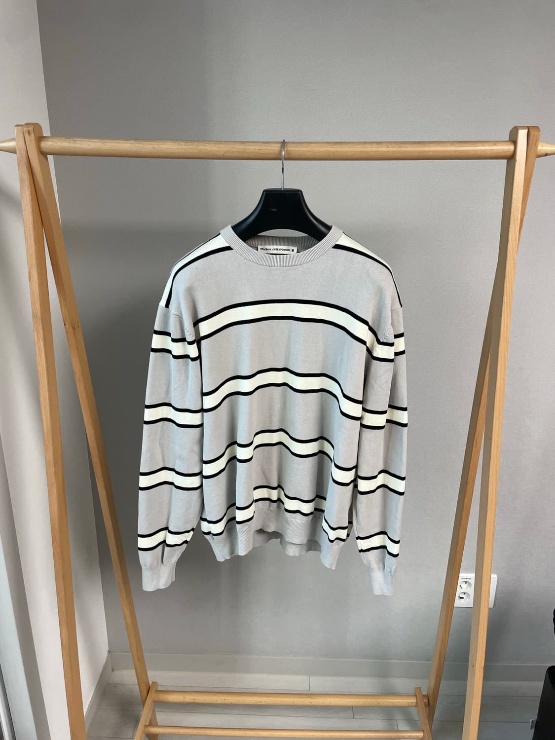 STalkers x INTEMPOMOOD 스트라이프 니트 상품이미지1
