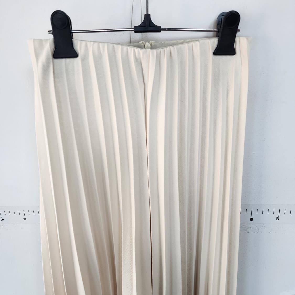 아이보리 플리츠 롱 팬츠 상품이미지2