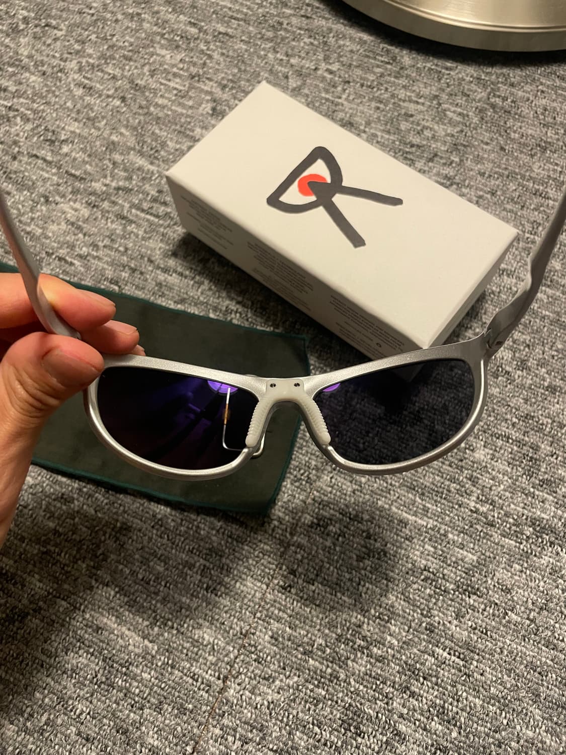 디스트릭트비전 타케요시 D+ 오닉스 미러 실버  상품이미지4