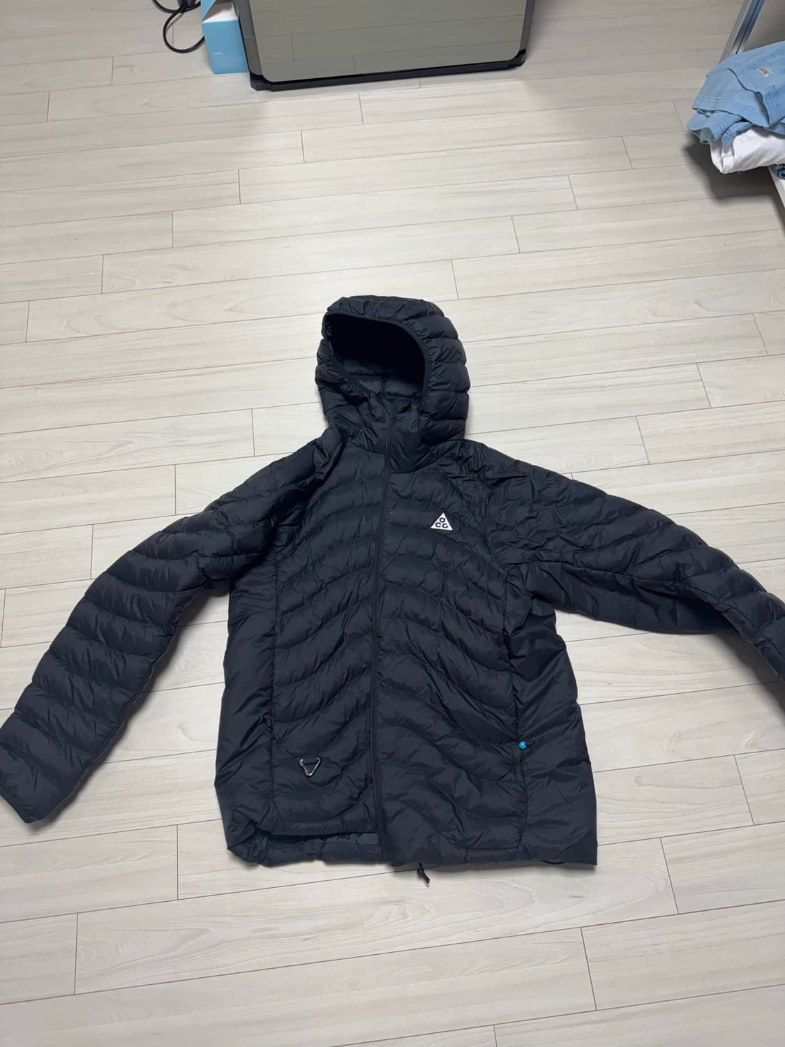 (M) 나이키 ACG 라바 플로우 써마핏 자켓 블랙 서밋 화이트 상품이미지2