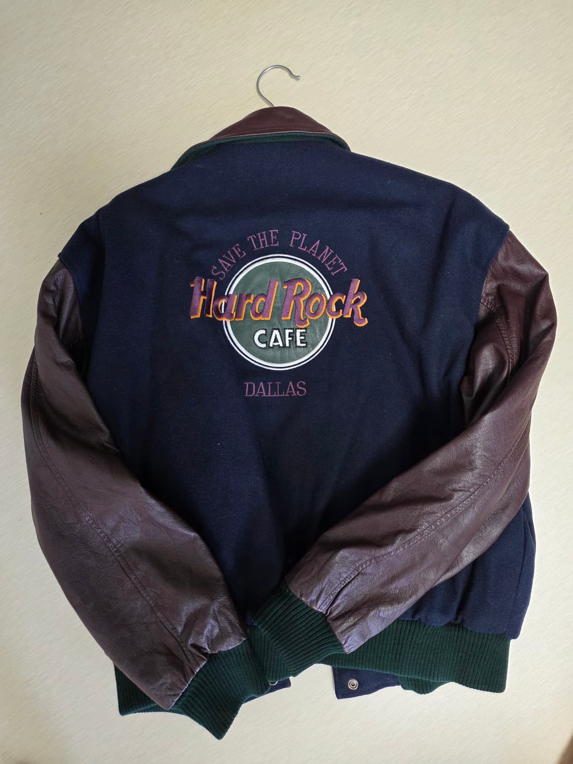 90s 하드락카페 바시티 자켓 체감105 상품이미지1