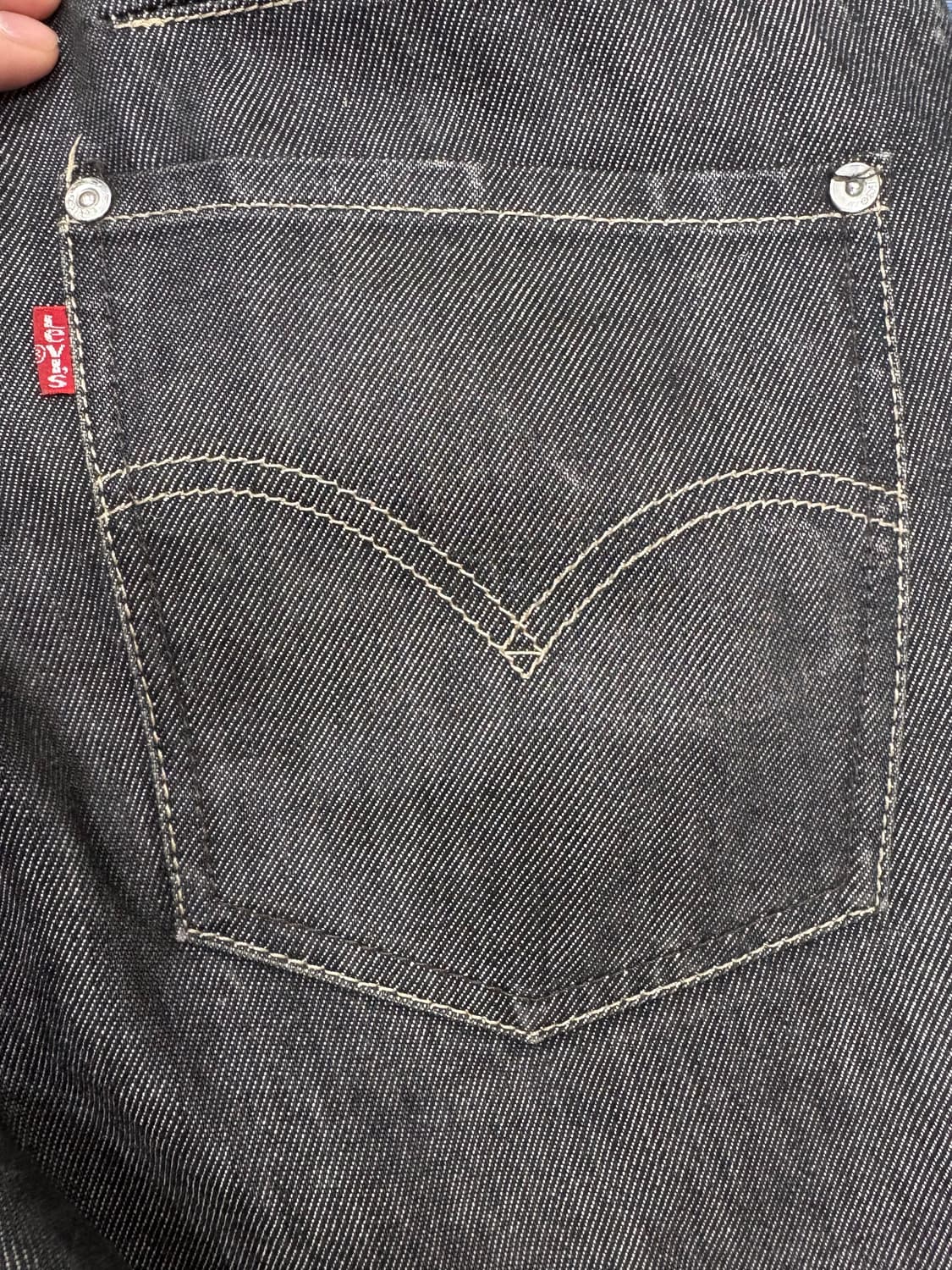 00s 리바이스 엔지니어드진 001흑청 (31“) 상품이미지4