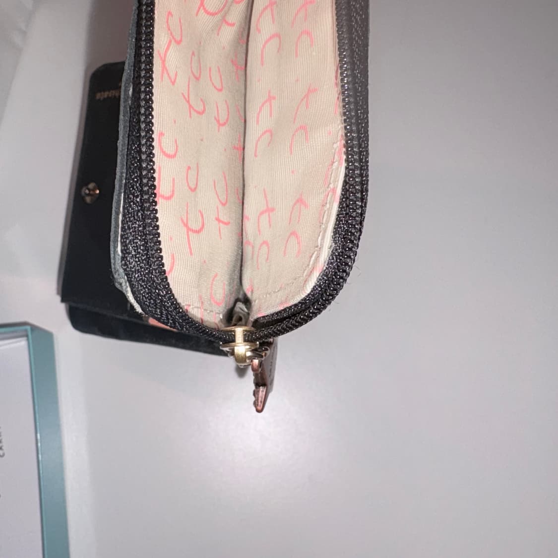 풀박스) 츠모리치사토 반지갑 블랙 패치 도트 상품이미지7