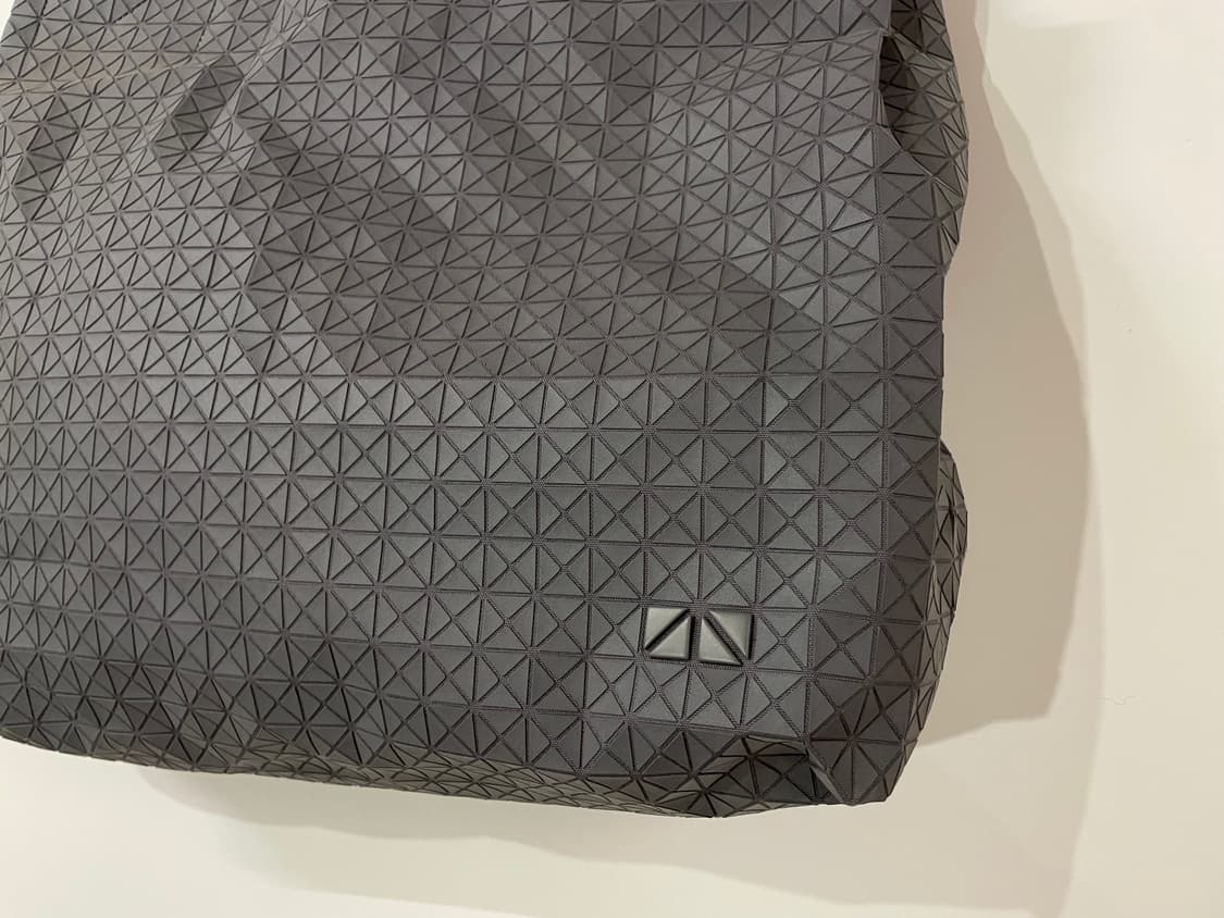 바오바오 이세이미야케 카트백 라지 새상품 판매 상품이미지5