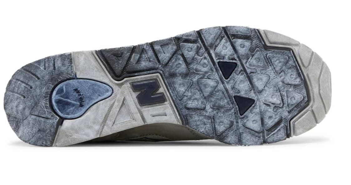 뉴발란스 1600 프리미엄 빈티지 그레이 245  상품이미지5