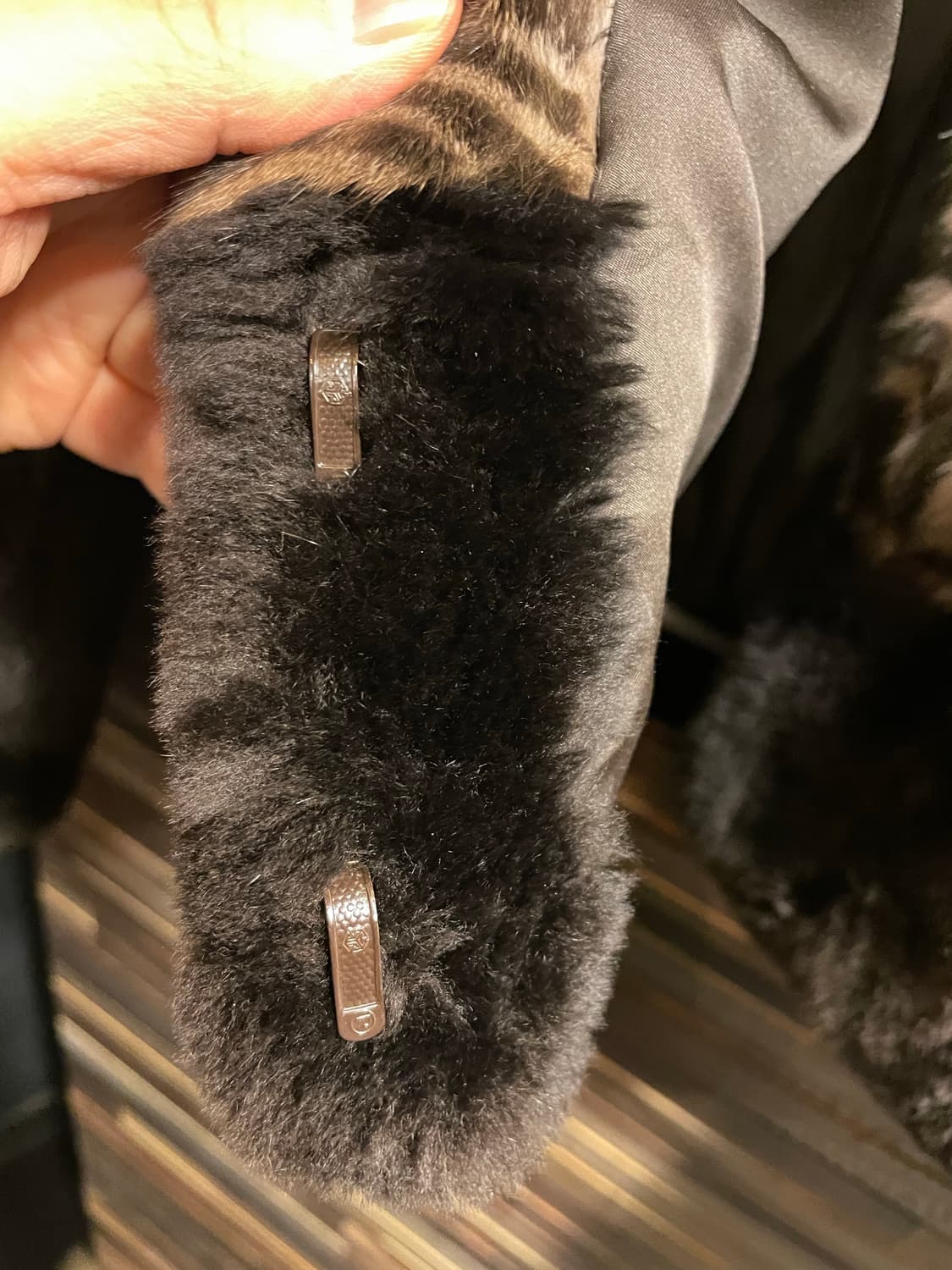 풀스킨 펄 밍크숄 크롭 자켓 상품이미지3