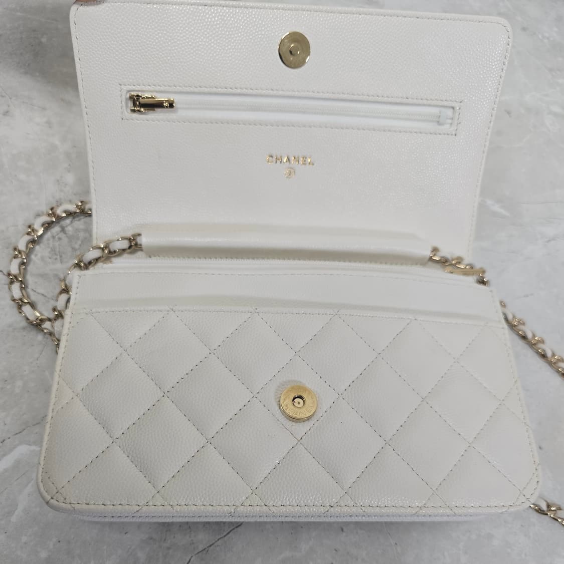 샤넬 캐비어 크로스백 판매 상품이미지5