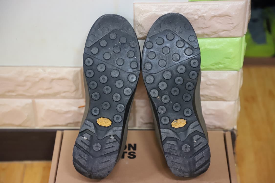 Arc'teryx Aclux SL Approach 슈즈 - 넬슨 정품 상품이미지4