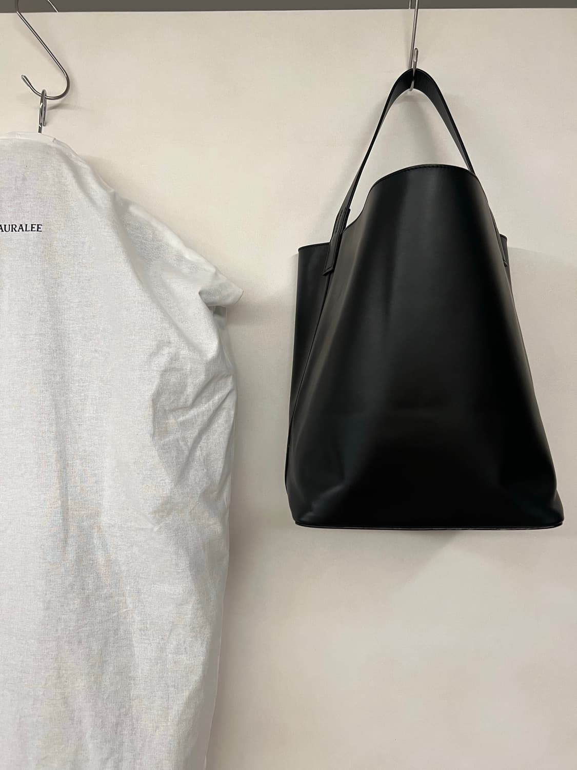 auralee  LEATHER TOTE  (black) 상품이미지1