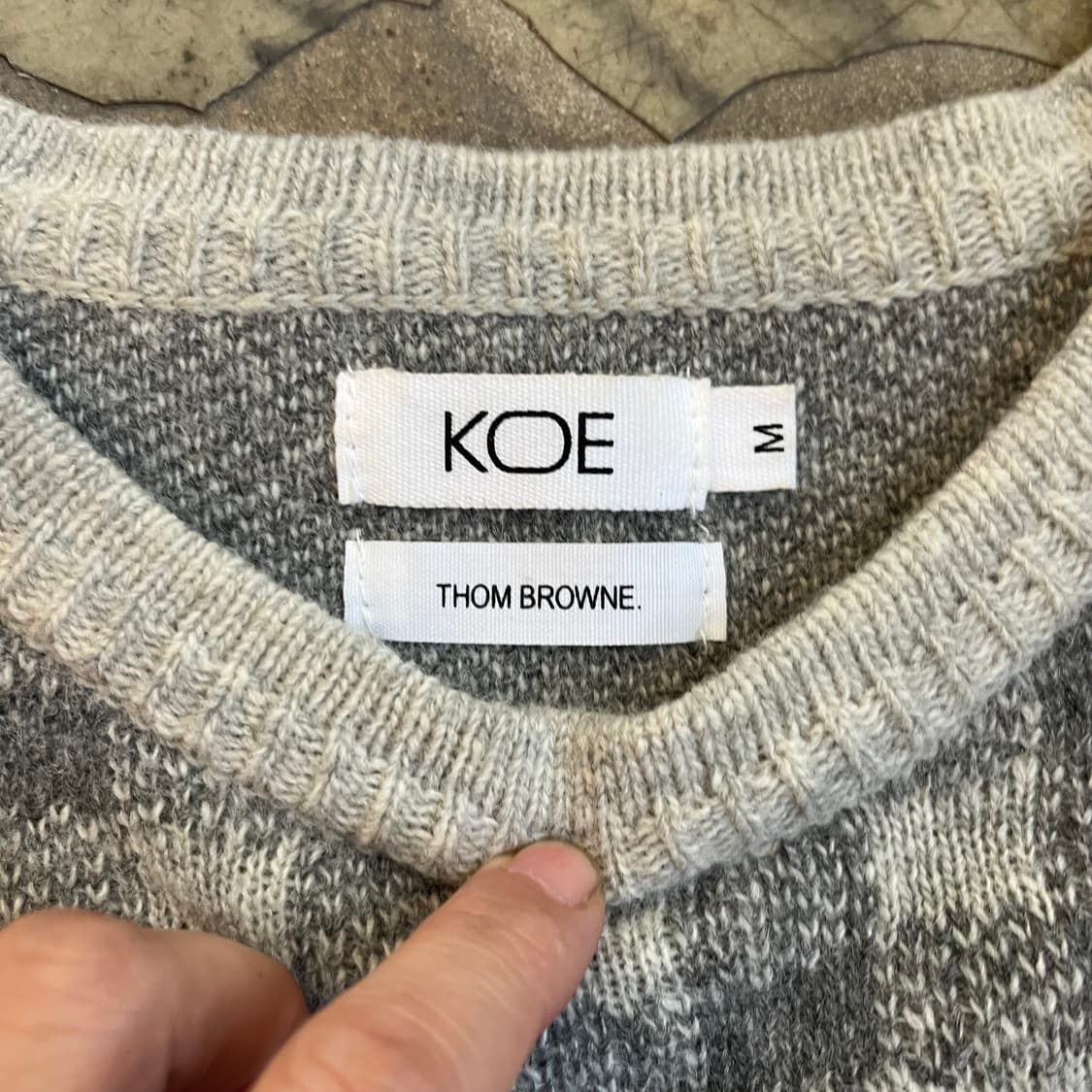 톰브라운 x 코에 체크 니트 상품이미지3