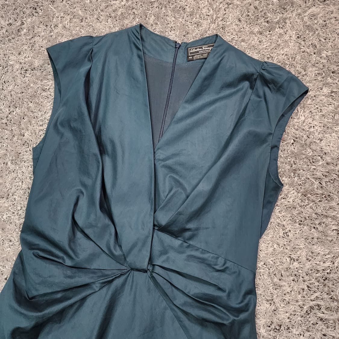 페라가모 원피스 42 상품이미지2