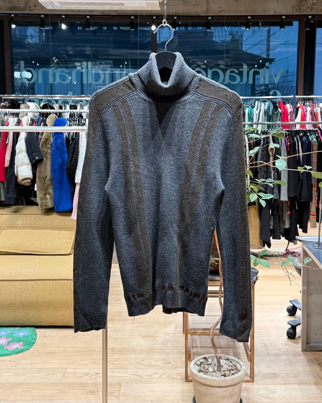 돌체앤가바나 차콜 아크릴울 터틀넥 니트 상품이미지1