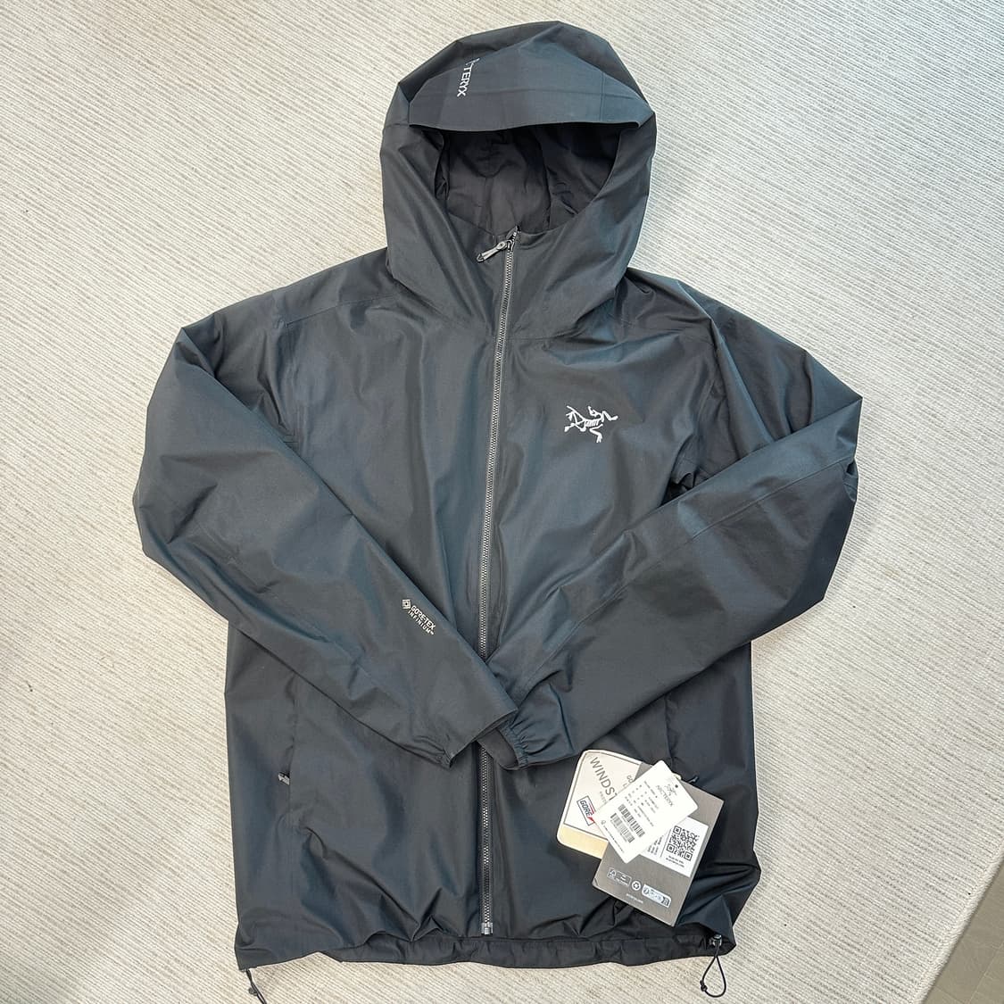 아크테릭스 솔라노 후디 블랙 m 상품이미지1