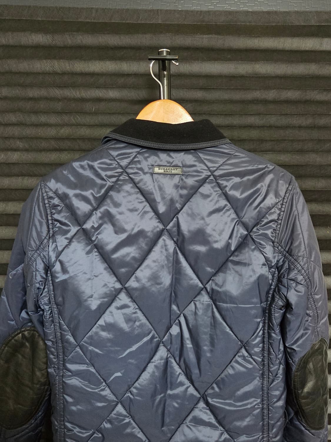 (정품) [버버리] 다이아몬드 퀼팅 자켓 | 00094 상품이미지7