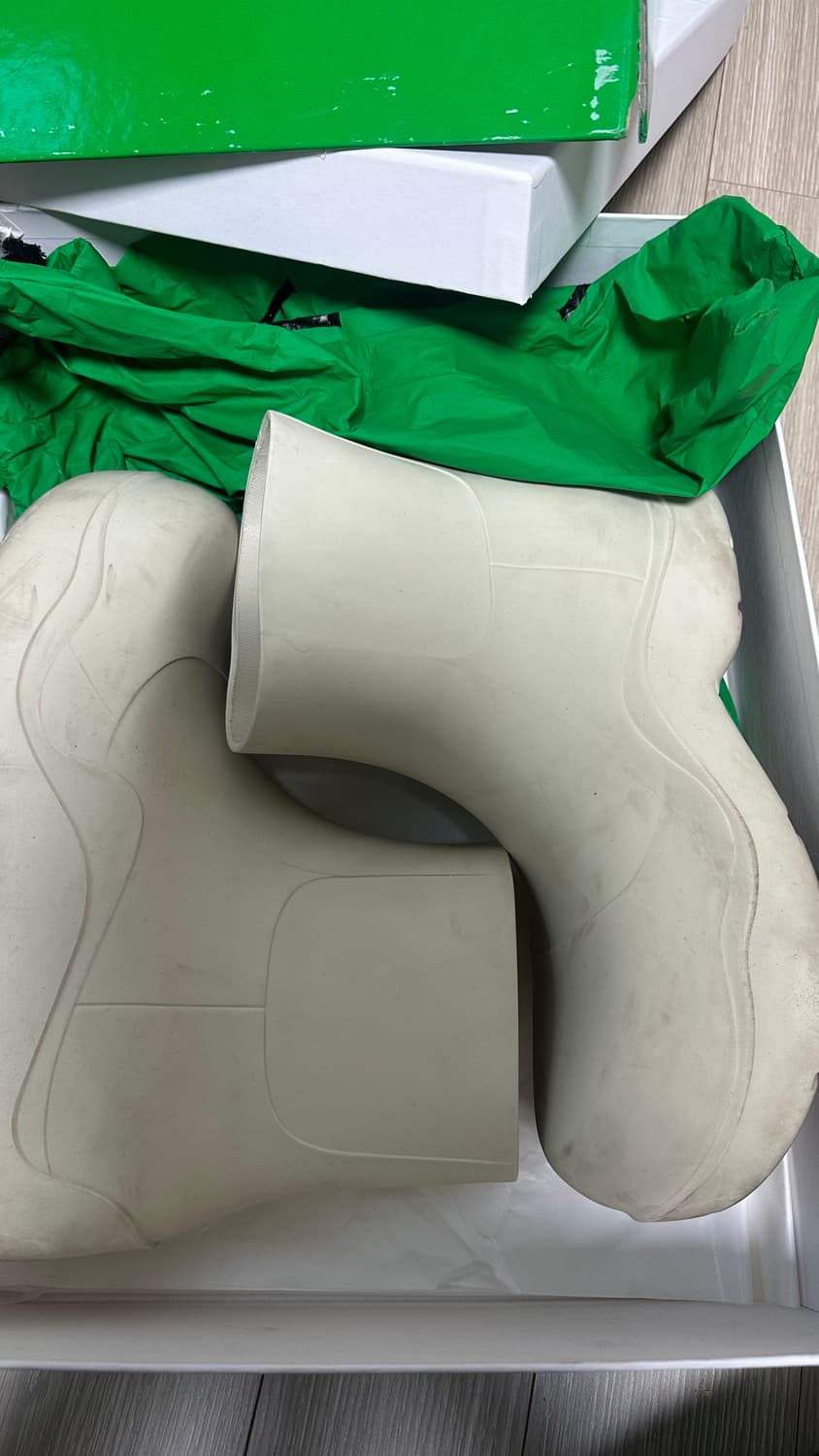 보테가베네타 퍼들부츠41사이즈 판매합니다 상품이미지9