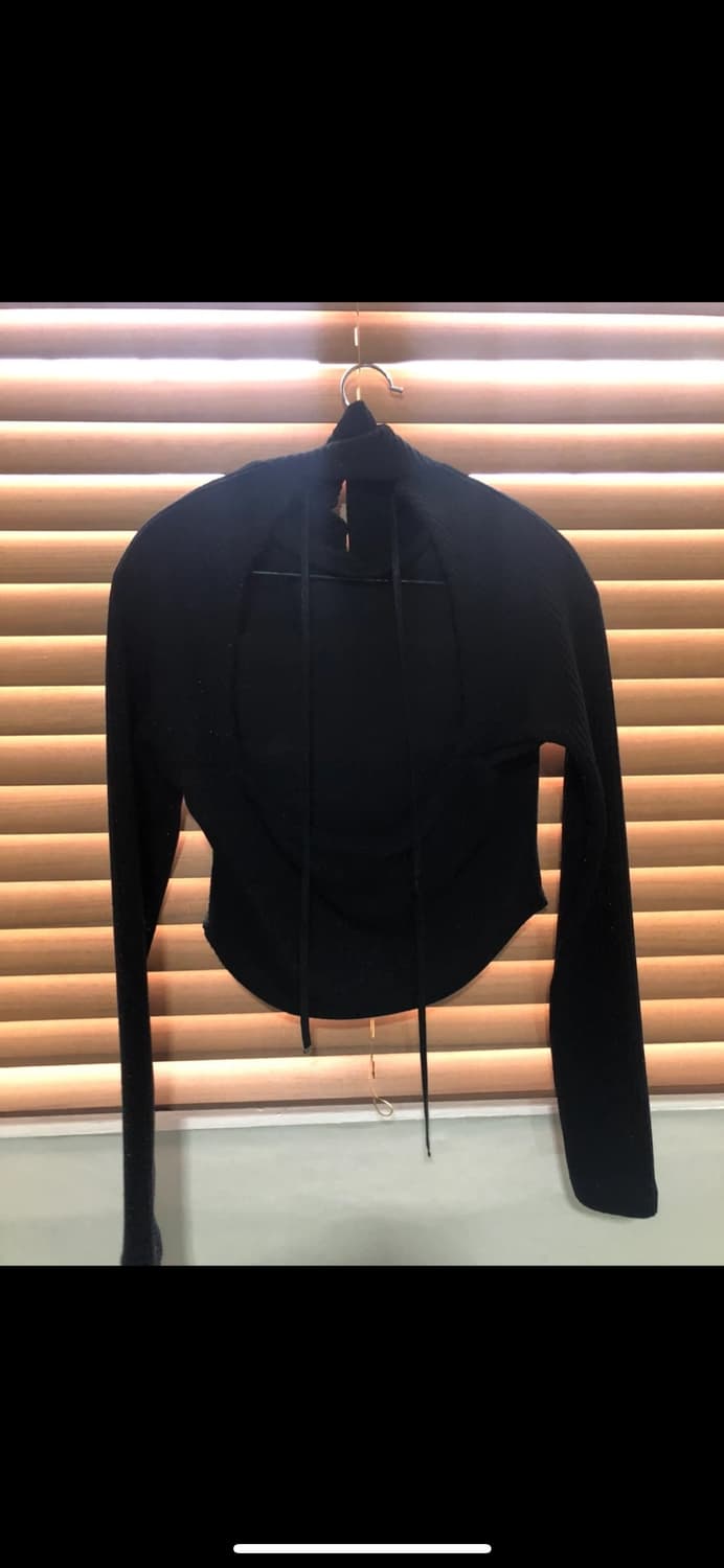 글로니 반짝이 홀터넥 상품이미지3