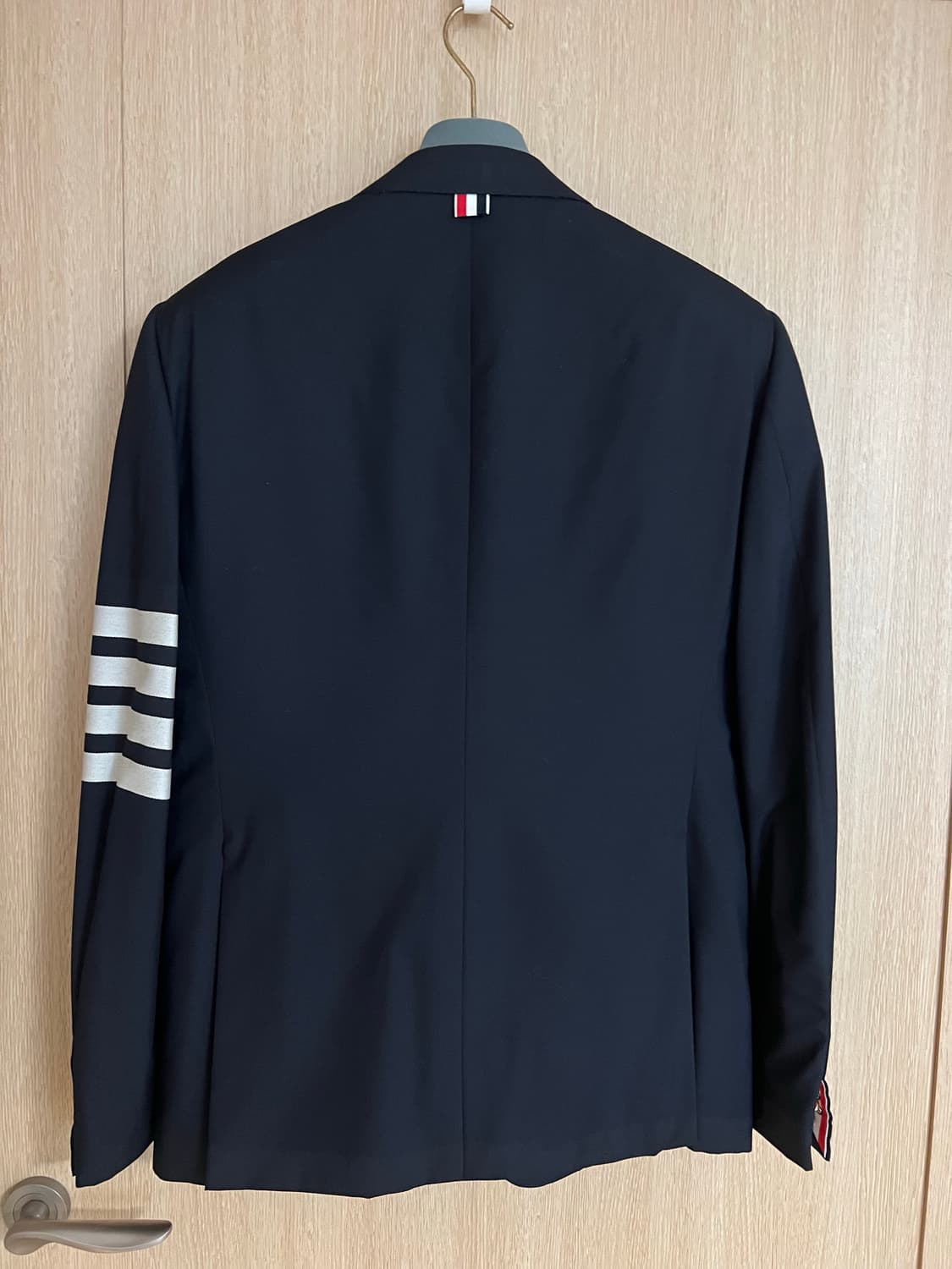 톰브라운 4선 수트 셋업 네이비 새상품 상품이미지6