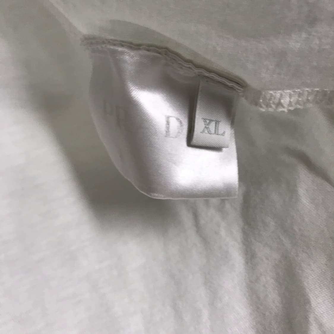 프라다 화이트 반팔 티셔츠 XL 상품이미지5