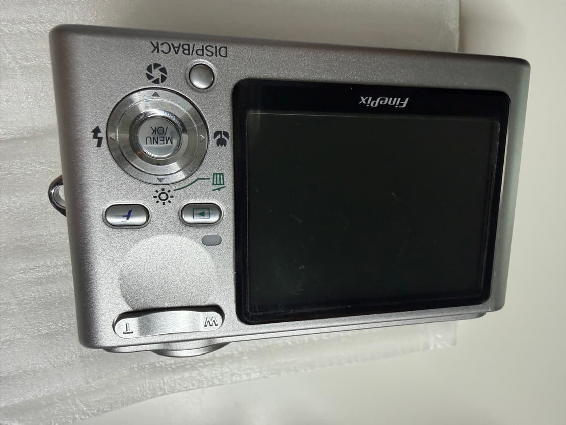 후지필름 FinePix F11 노윤서 카메라 작례 있어요 상품이미지4