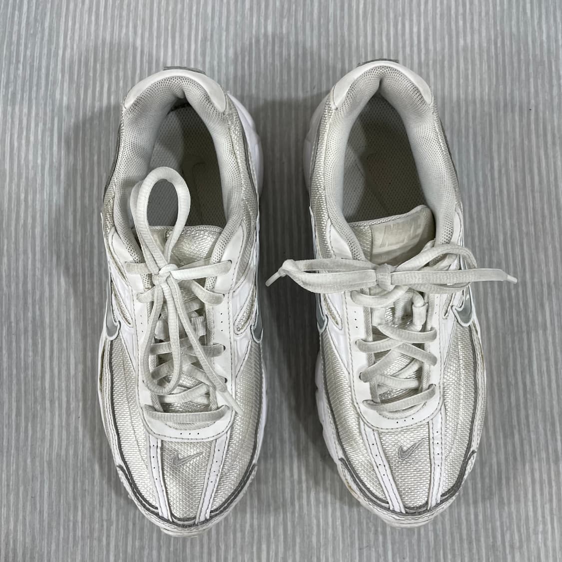 587) 나이키 이니시에이터 운동화 240mm 상품이미지2