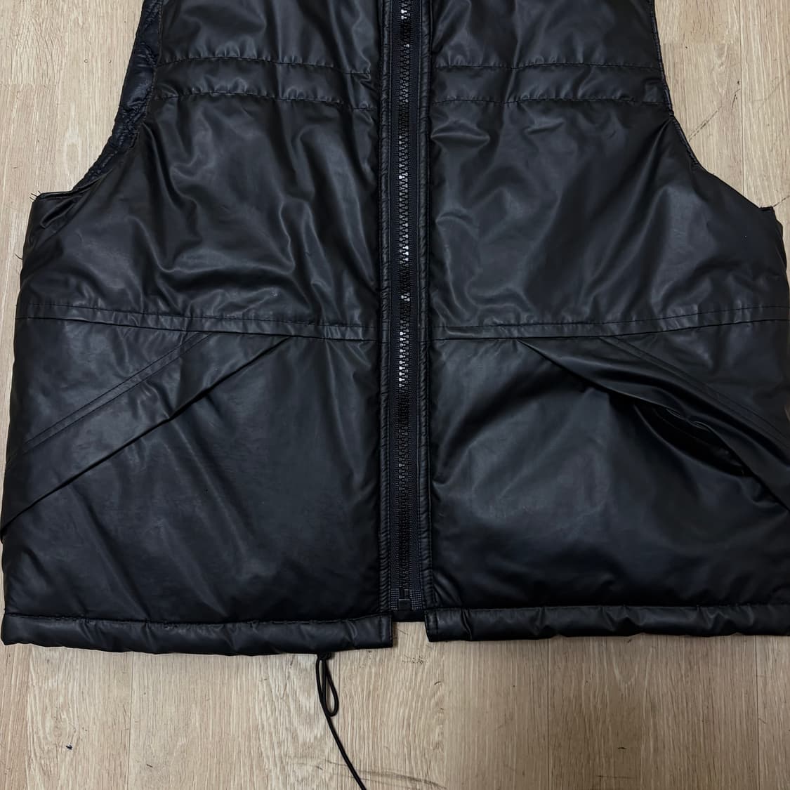 베르사체 이태리 안감누빔 하이넥 패딩조끼 베스트 FREE 상품이미지3