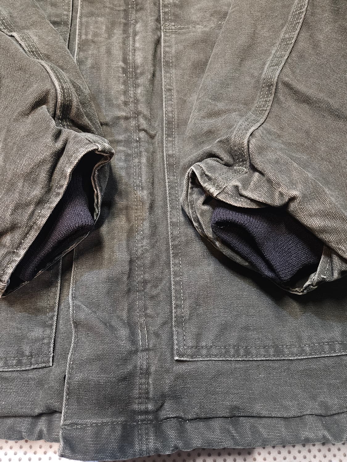 칼하트 덕 워크 코트 블랙 페이드 헤비웨이트 상품이미지4