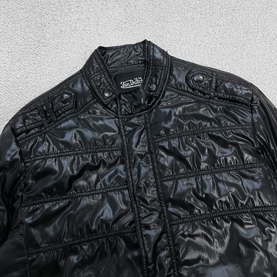 본 더치 Vondutch 글로시 경량 패딩 자켓 블랙 상품이미지2