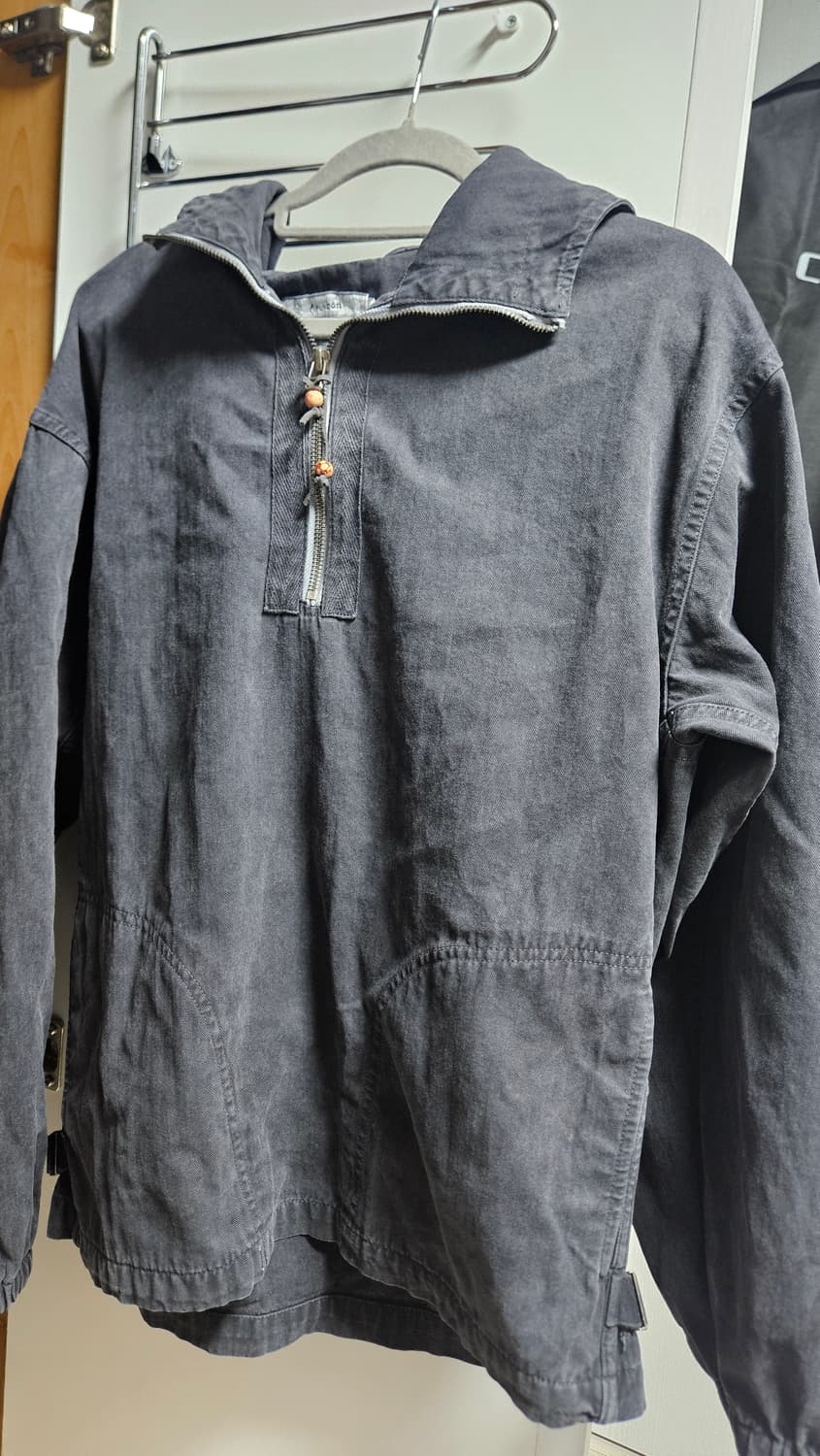 아르반 신치백 후드 반집업 상품이미지1